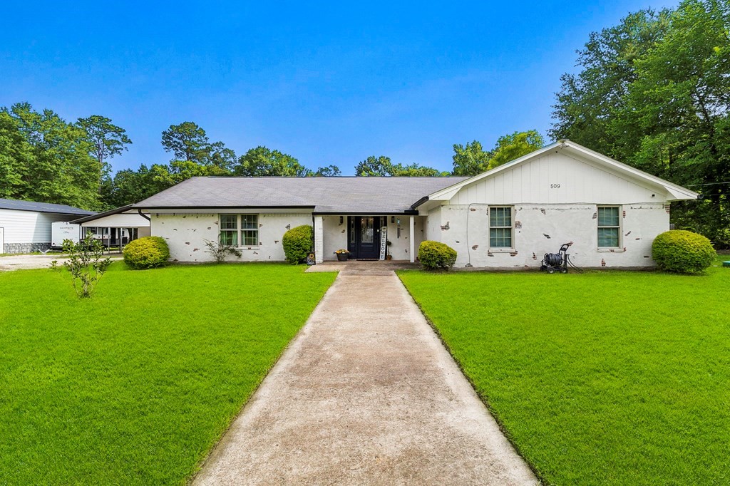 509 Wilkerson Road Lufkin, TX 75901 - Photo 3 of 45