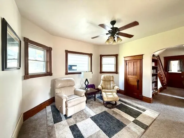 $244,900 | 307 Main Street East, Caledonia, MN 55921