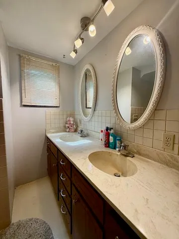 $244,900 | 307 Main Street East, Caledonia, MN 55921