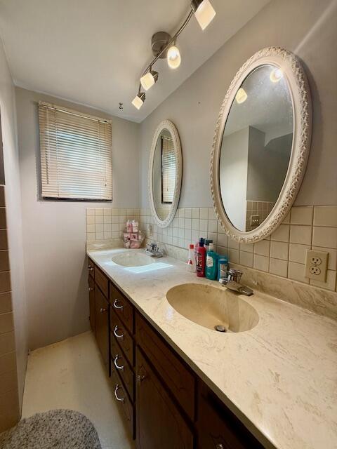 307 Main Street East Caledonia, MN 55921 - Photo 36 of 39 IMG_7274