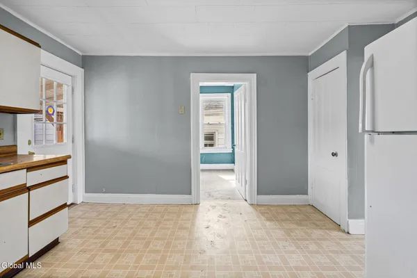 $199,900 | 1526 5th Avenue, Watervliet, NY 12189