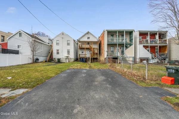 $199,900 | 1526 5th Avenue, Watervliet, NY 12189