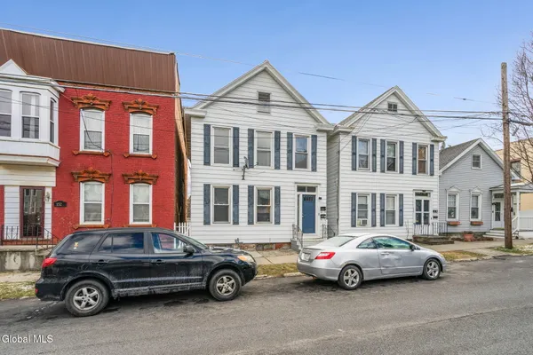 $199,900 | 1526 5th Avenue, Watervliet, NY 12189