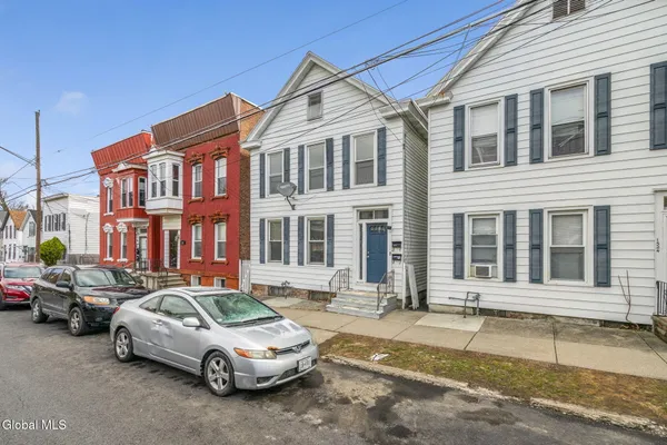 $199,900 | 1526 5th Avenue, Watervliet, NY 12189