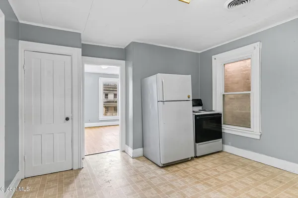 $199,900 | 1526 5th Avenue, Watervliet, NY 12189