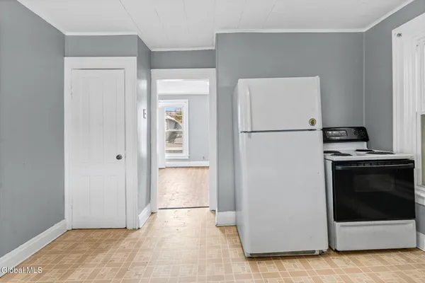 $199,900 | 1526 5th Avenue, Watervliet, NY 12189