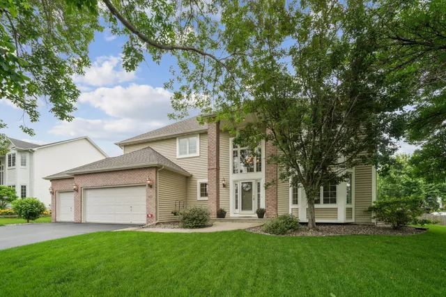 $761,500 | 8017 Lismore Circle, Eden Prairie, MN 55347