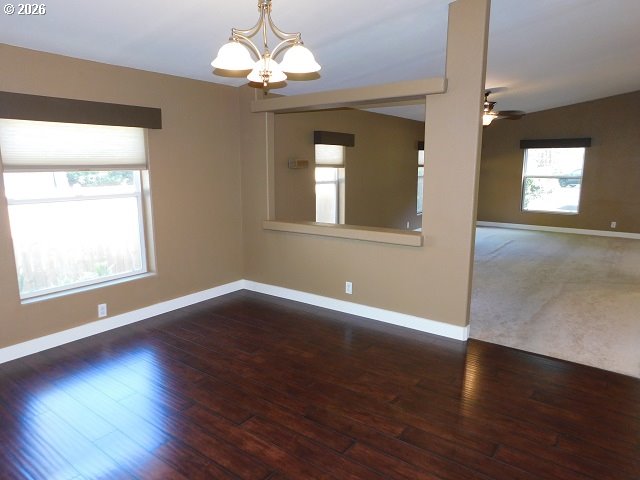 1105 Riverside Drive, Unit 32 Vernonia, OR 97064 - Photo 9 of 37 Dining Room