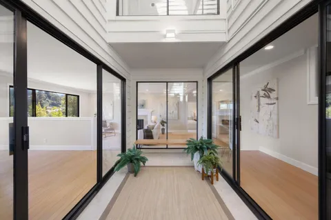 $4,588,000 | 135 Newton Drive, Burlingame, CA 94010