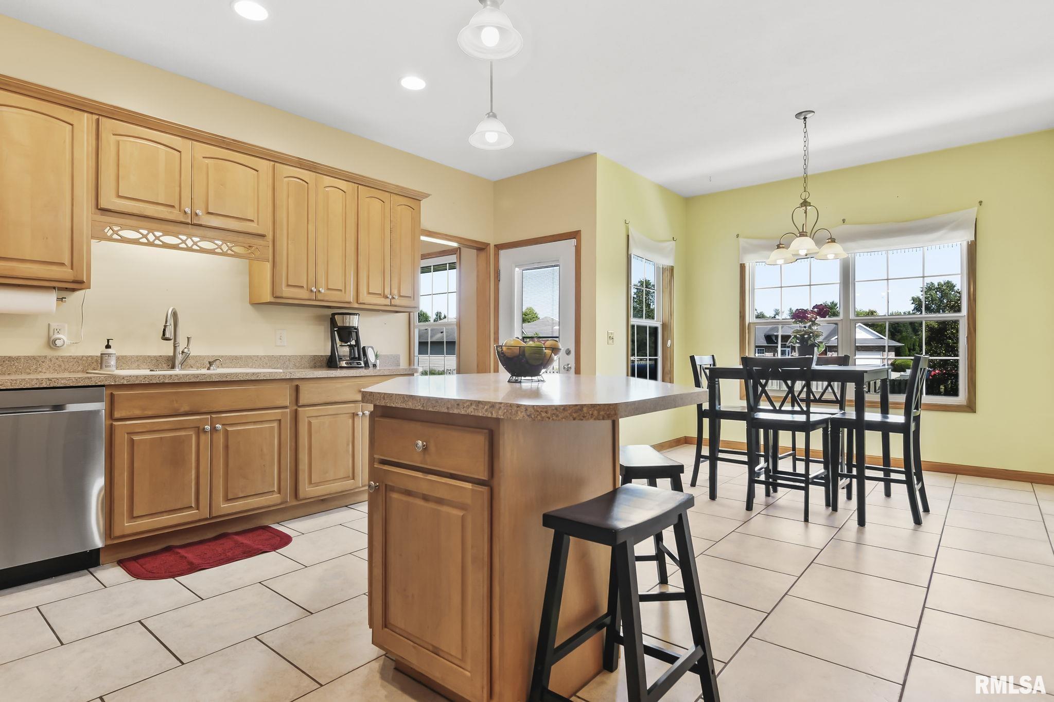 314 Eagle Ridge Drive Chatham, IL 62629 - Photo 15 of 45 Gallery Image 15