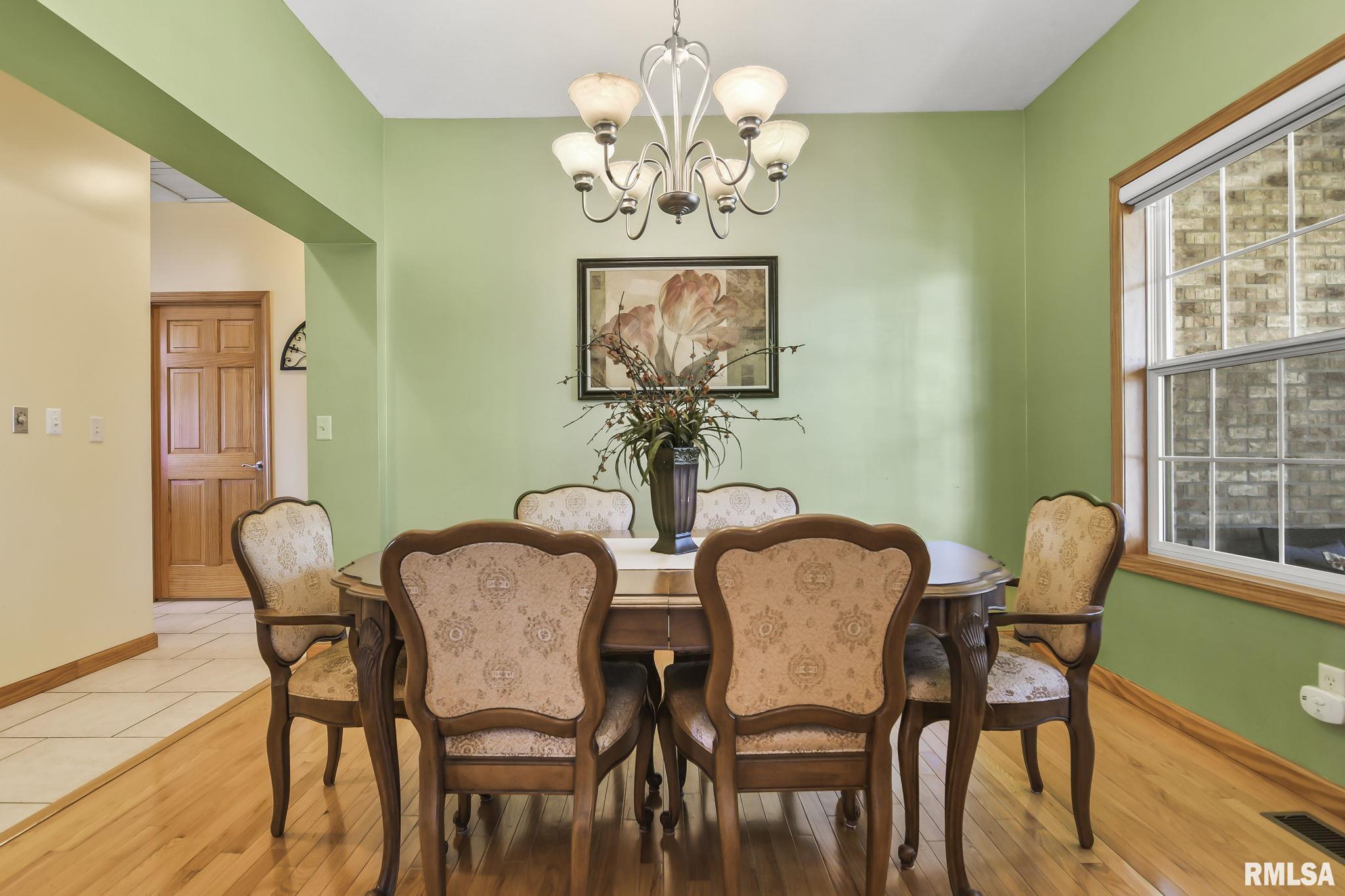 314 Eagle Ridge Drive Chatham, IL 62629 - Photo 8 of 45 Gallery Image 8