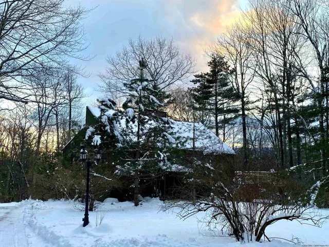 a view of a outdoor space