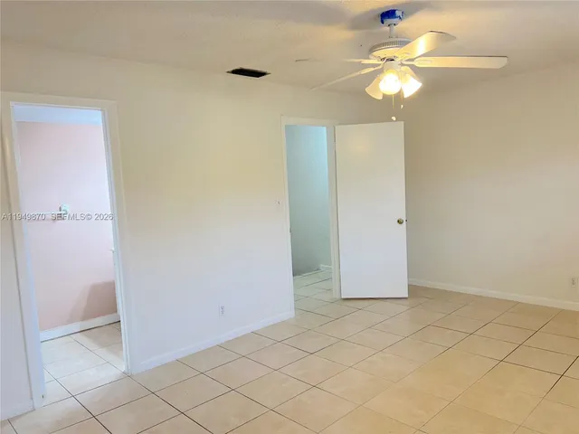 $2,700 | 6518 Southwest 41st Street, Unit 6518, Davie, FL 33314