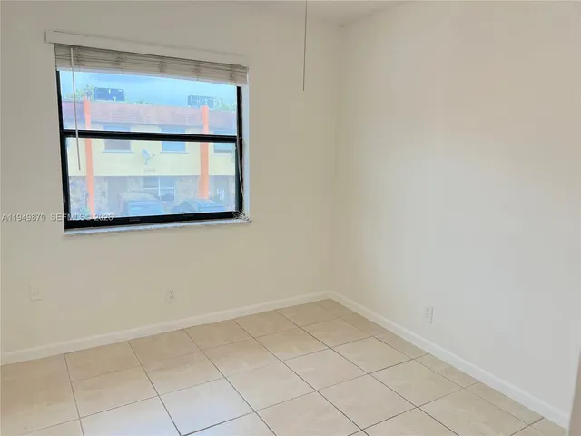 $2,700 | 6518 Southwest 41st Street, Unit 6518, Davie, FL 33314