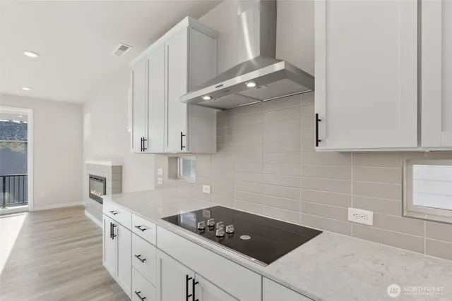 $749,990 | 17548 Northeast Midnight Sun Loop, Poulsbo, WA 98370