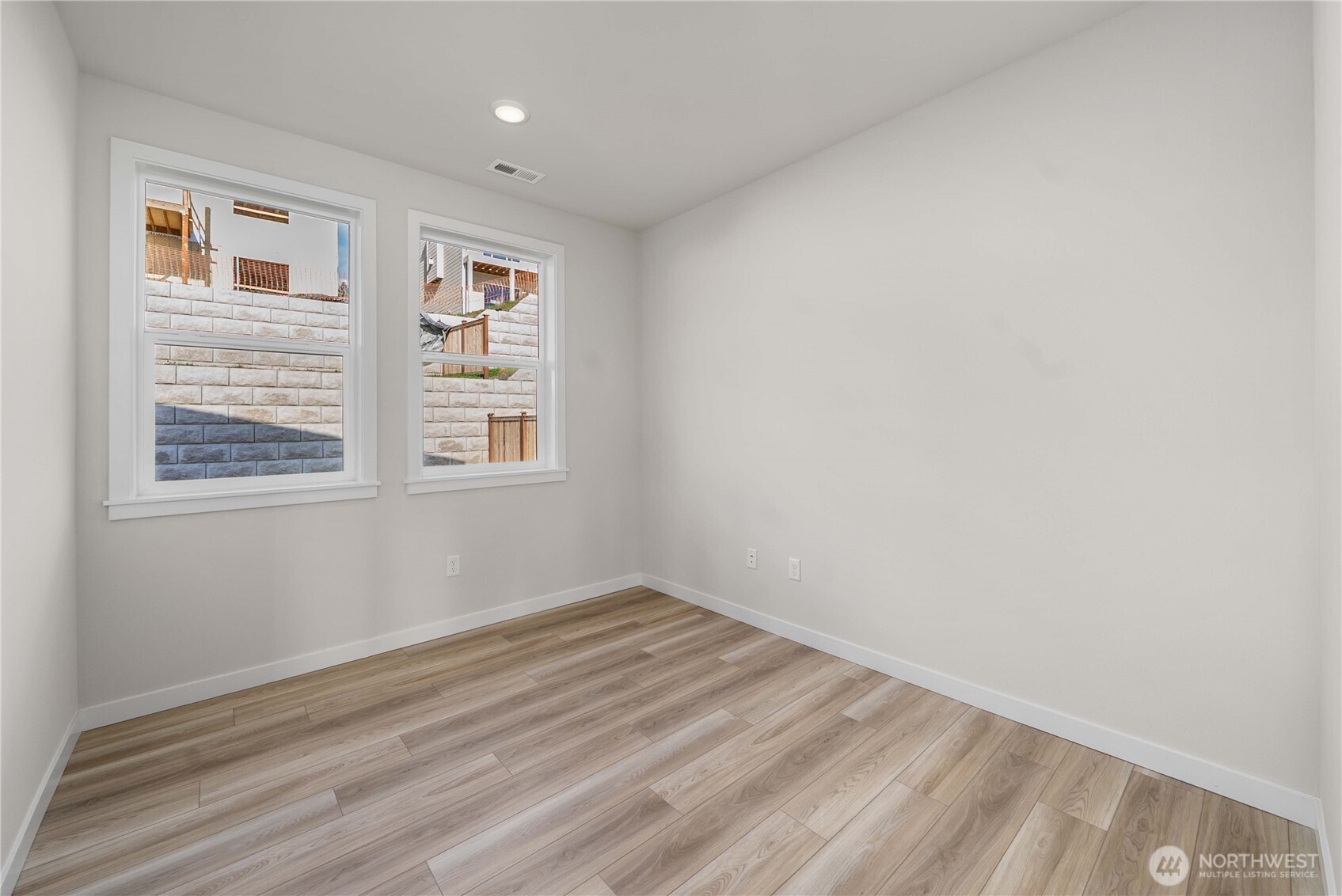 17548 Northeast Midnight Sun Loop Poulsbo, WA 98370 - Photo 17 of 40