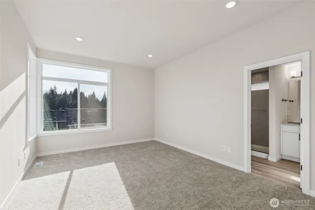 $749,990 | 17548 Northeast Midnight Sun Loop, Poulsbo, WA 98370