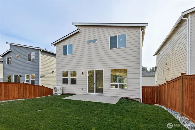 $749,990 | 17548 Northeast Midnight Sun Loop, Poulsbo, WA 98370