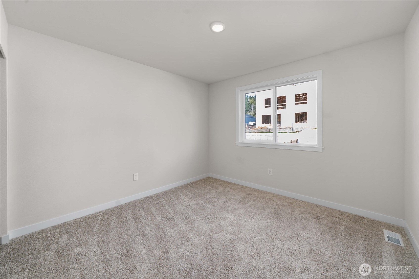 17548 Northeast Midnight Sun Loop Poulsbo, WA 98370 - Photo 29 of 40