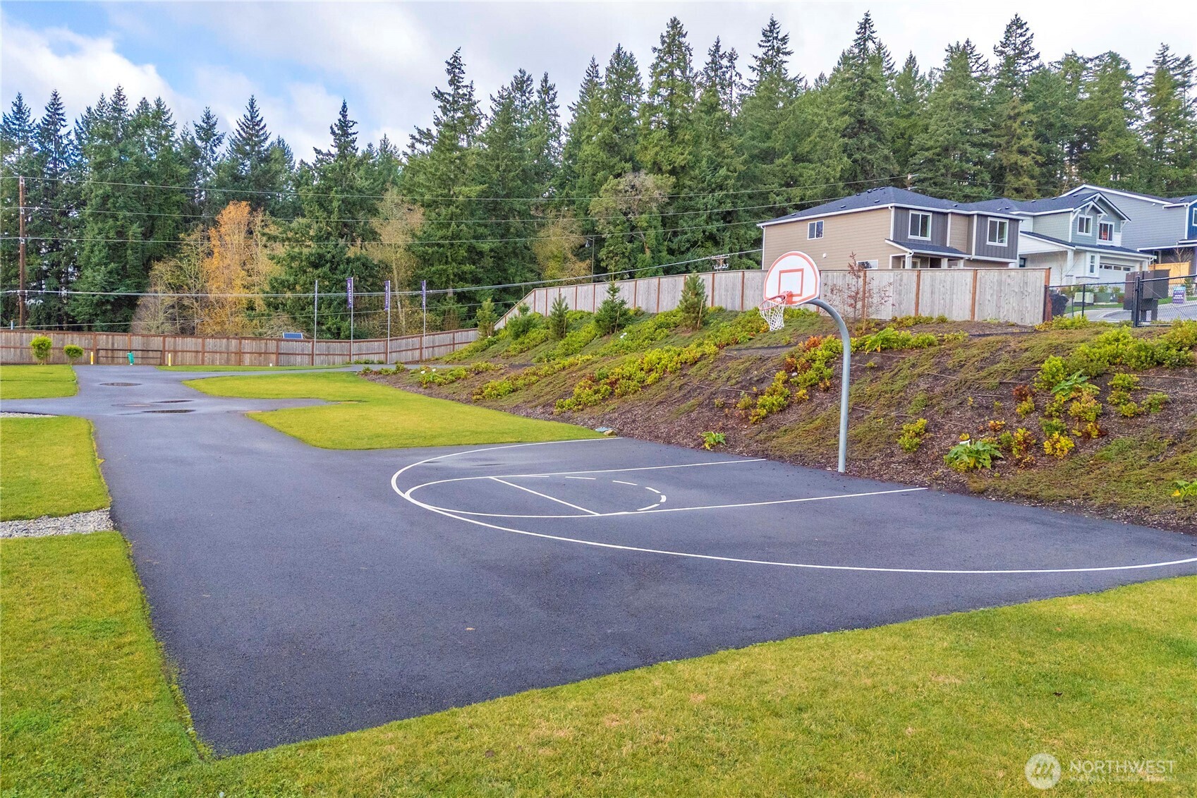 17548 Northeast Midnight Sun Loop Poulsbo, WA 98370 - Photo 32 of 35