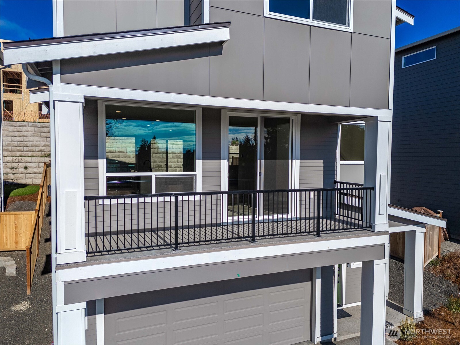 17548 Northeast Midnight Sun Loop Poulsbo, WA 98370 - Photo 4 of 40