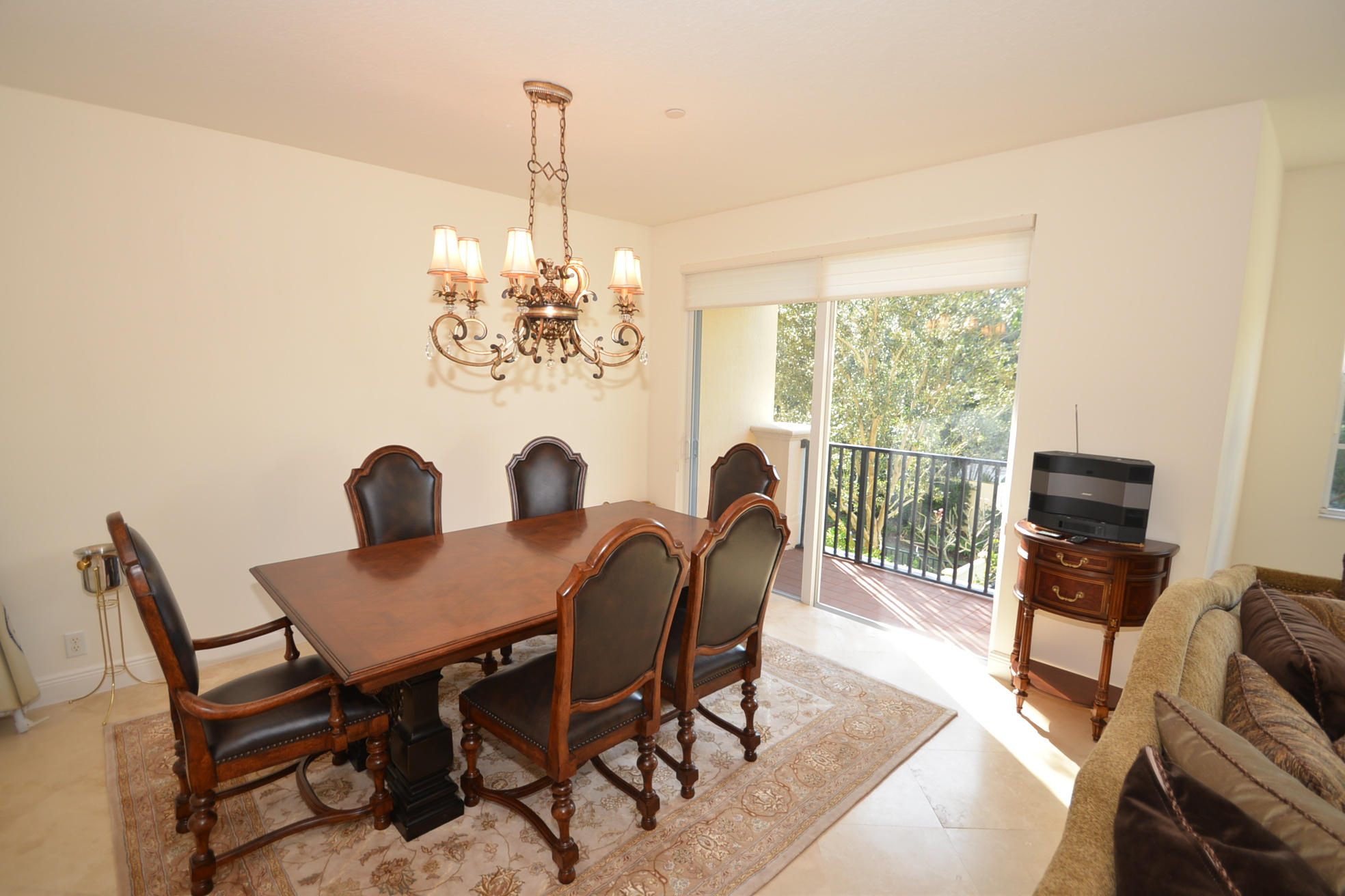 660 Northeast Francesca Lane Boca Raton, FL 33487 - Photo 3 of 35 DSC_9169