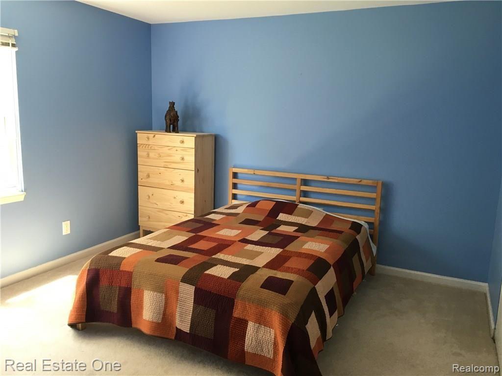 42035 Cherry Hill Road Novi, MI 48375 - Photo 17 of 30 Gallery Image 17