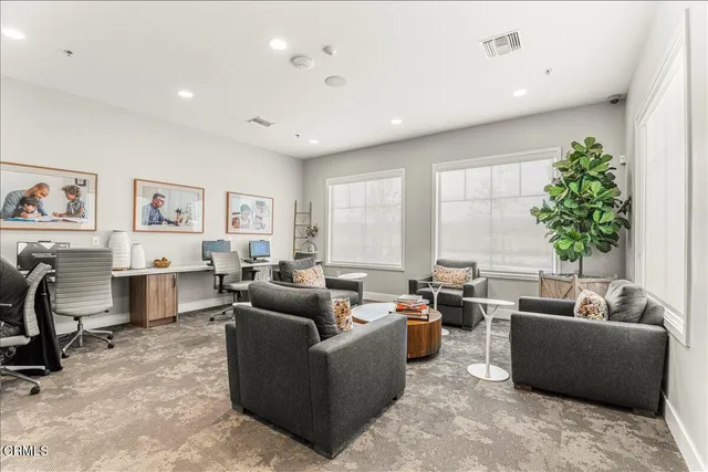 $3,995 | 530 Jubilee Place, Santa Paula, CA 93060