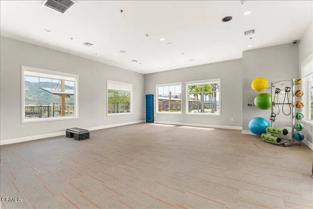 $3,995 | 530 Jubilee Place, Santa Paula, CA 93060