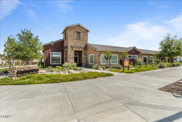 $3,995 | 530 Jubilee Place, Santa Paula, CA 93060