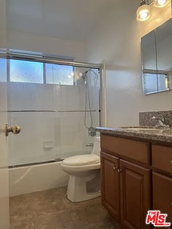 $2,450 | 1807 Taft Avenue, Unit 5, Los Angeles, CA 90028