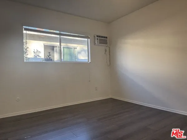 $2,450 | 1807 Taft Avenue, Unit 5, Los Angeles, CA 90028