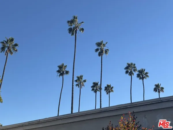 $2,450 | 1807 Taft Avenue, Unit 5, Los Angeles, CA 90028