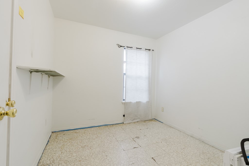 1401 Barcelona Drive Corpus Christi, TX 78416 - Photo 12 of 13 a view of small space