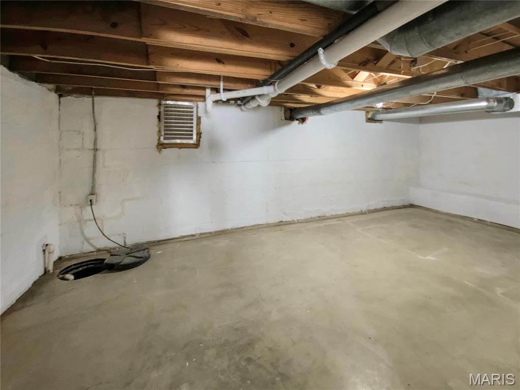 7546 Becker Road St. Louis, MO 63129 - Photo 16 of 18 Gallery Image 16