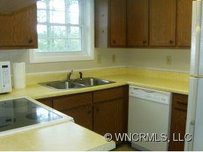 100 Falling Waters Road, Unit 3 Hendersonville, NC 28792 - Photo 8 of 22 Gallery Image 8