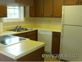 100 Falling Waters Road, Unit 3 Hendersonville, NC 28792 - Photo 10 of 22 Gallery Image 10
