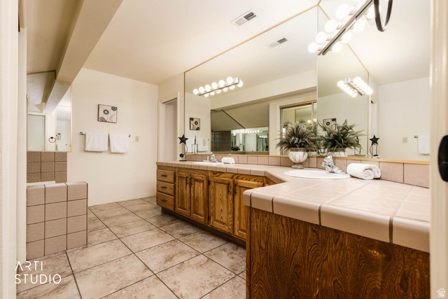 860 South Village Road West, Unit I10 St. George, UT 84770 - Photo 14 of 34