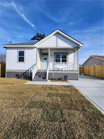 $305,000 | 2917 Palmetto Street, Chalmette, LA 70043