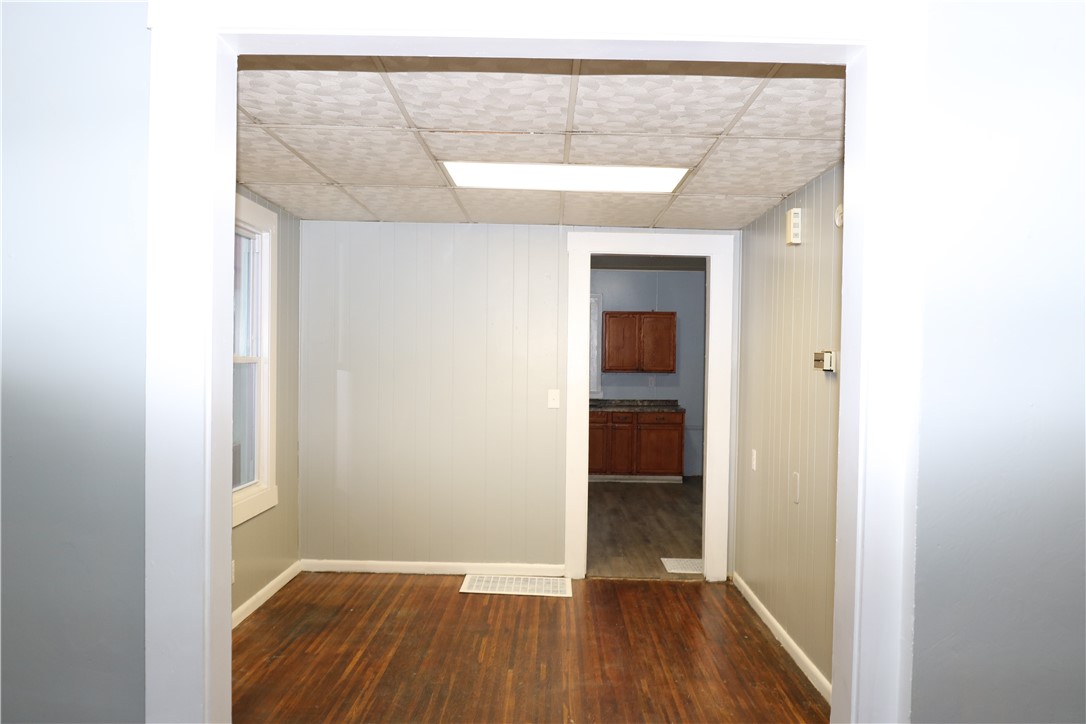 15 Princeton Street Rochester, NY 14605 - Photo 8 of 22