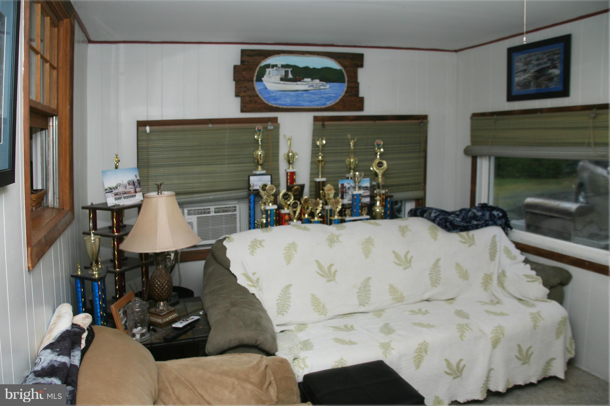10282 3 Bridge Branch Road Easton, MD 21601 - Photo 15 of 26 Interior (General)