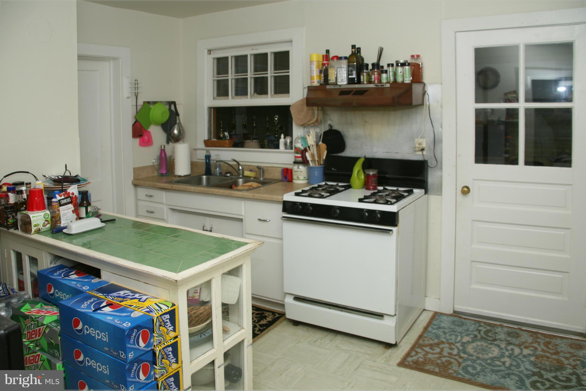 10282 3 Bridge Branch Road Easton, MD 21601 - Photo 8 of 26 Kitchen