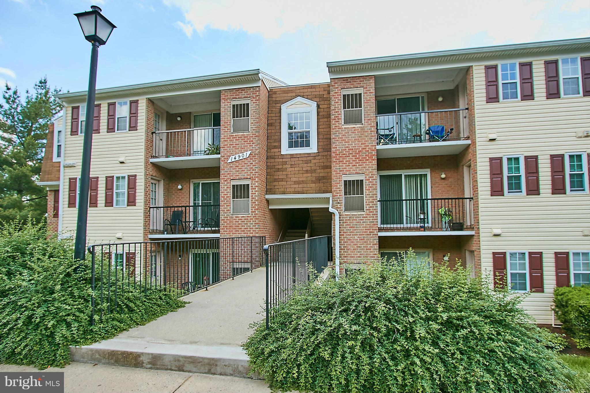 14901 Rydell Road, Unit 203 Centreville, VA 20121 - Photo 1 of 24 Exterior (Front)