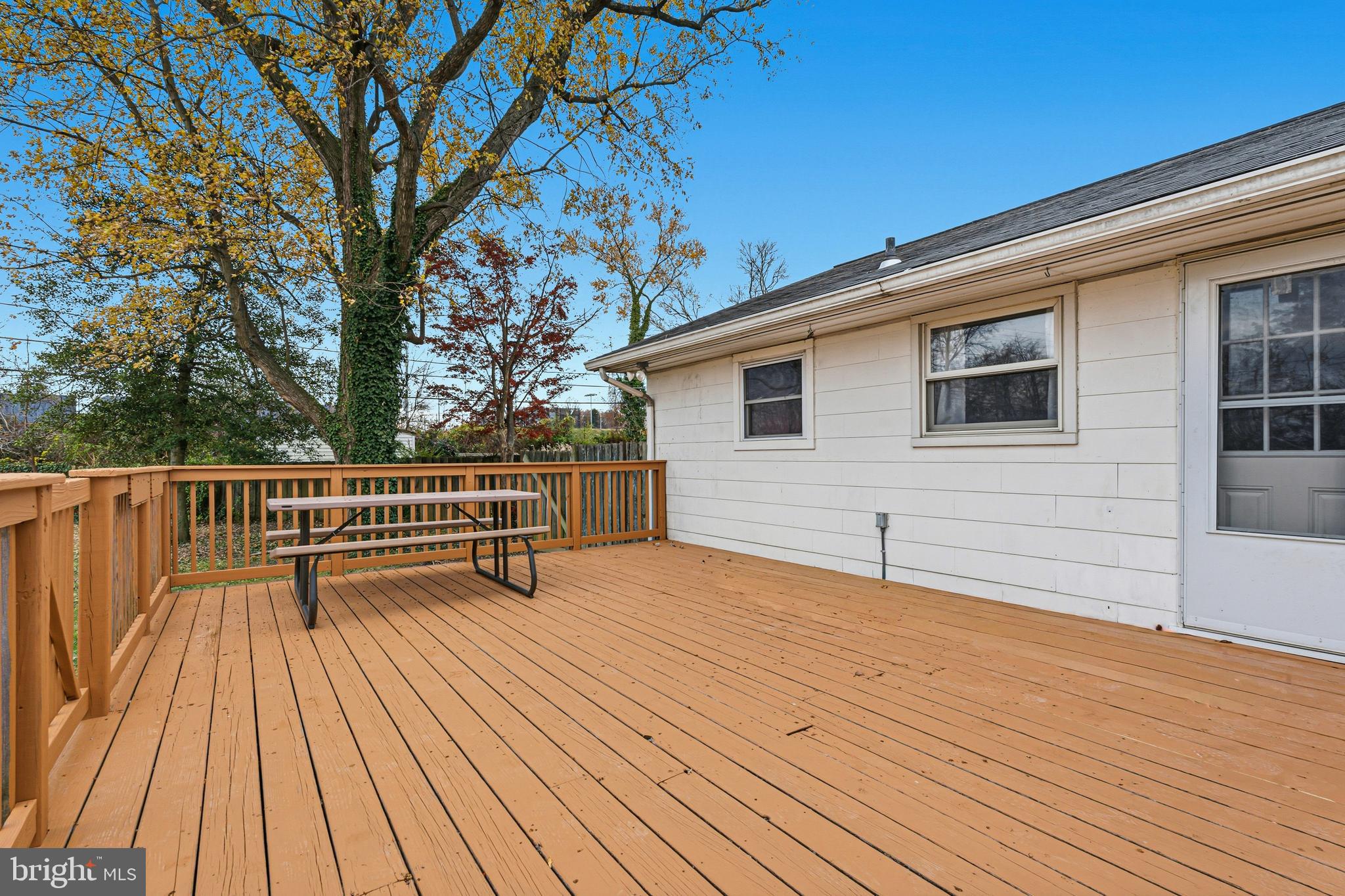 603 Tupelo Court Edgewood, MD 21040 - Photo 12 of 40 a view of deck with a flat screen tv and wooden floor