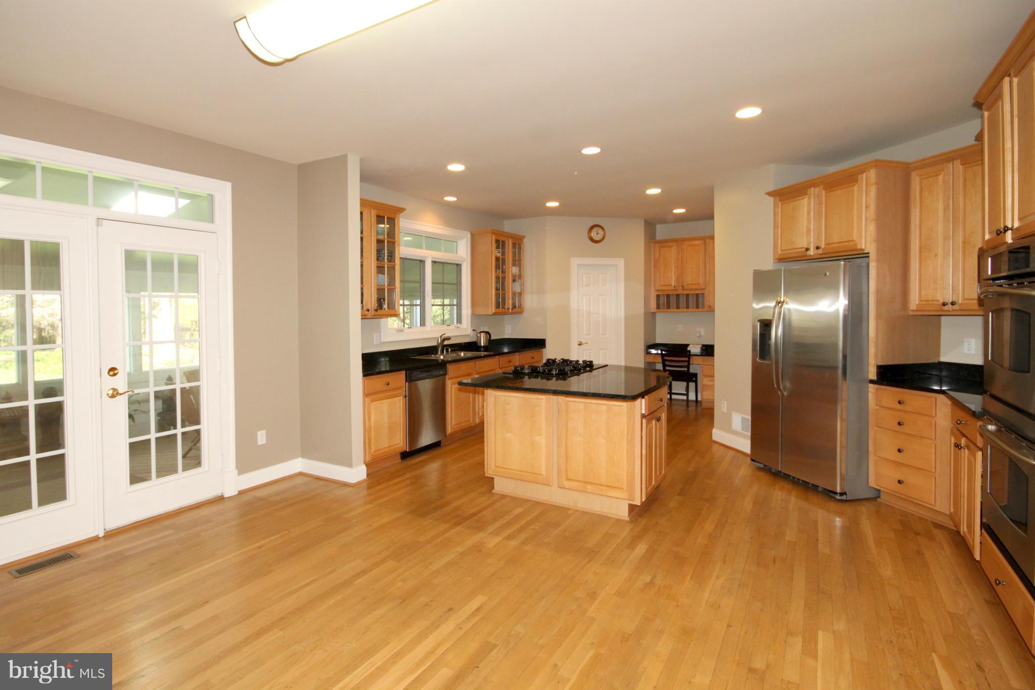 4032 Hunt Road Fairfax, VA 22032 - Photo 12 of 30 Kitchen