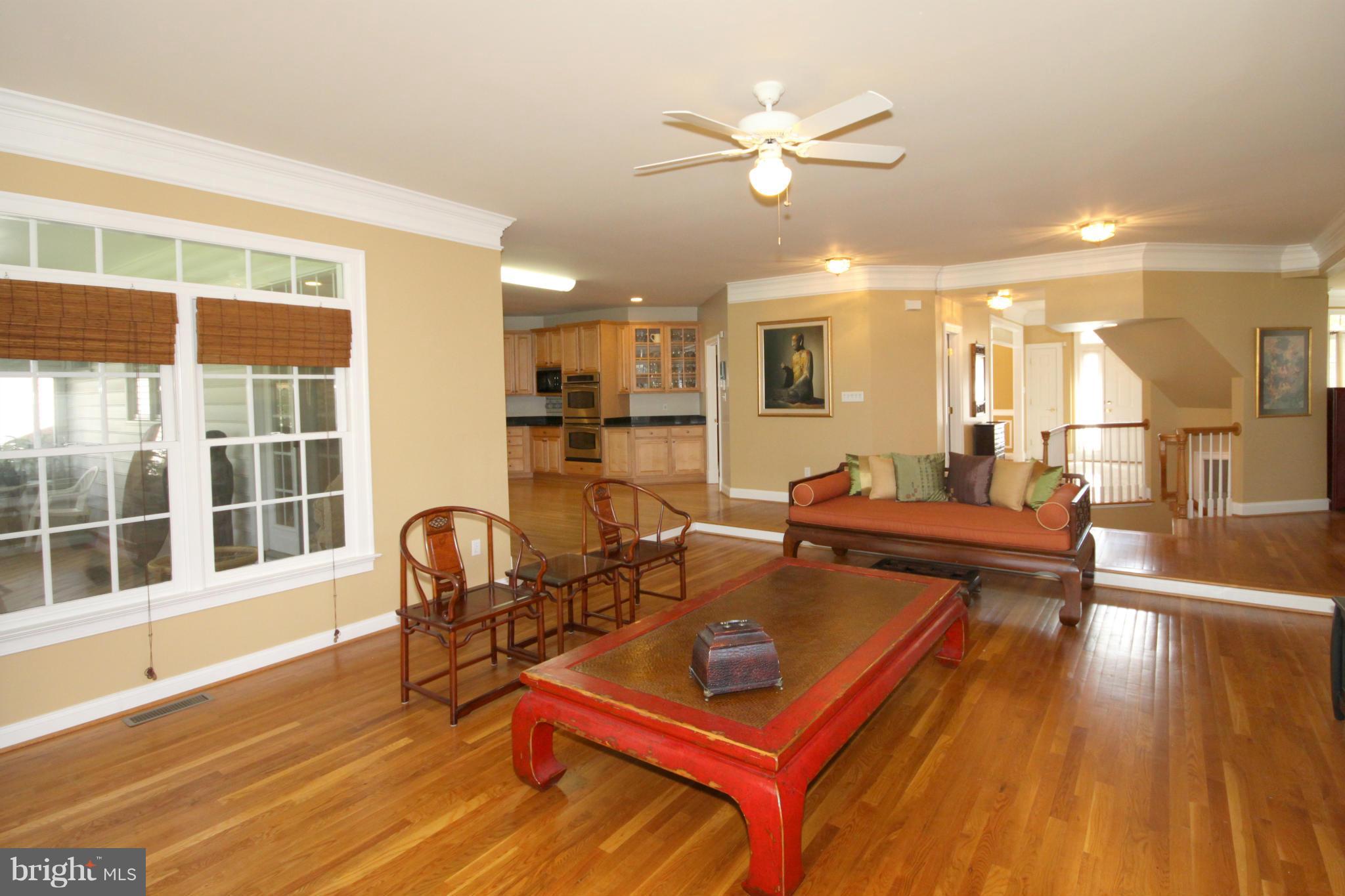 4032 Hunt Road Fairfax, VA 22032 - Photo 10 of 30 Family Room