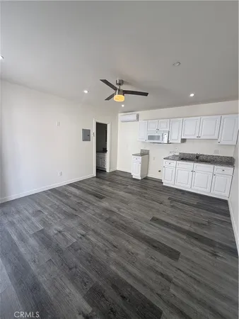 $1,600 | 419 West 5th Street, Unit A, Long Beach, CA 90802