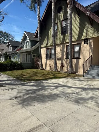 $1,600 | 419 West 5th Street, Unit A, Long Beach, CA 90802