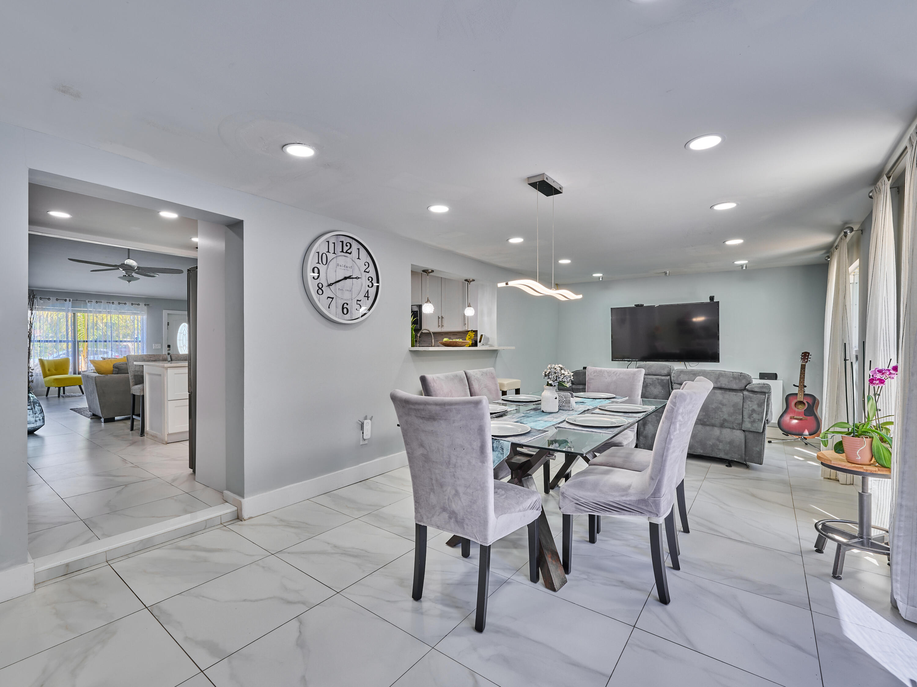 9020 Southwest 8th Street Boca Raton, FL 33433 - Photo 22 of 74 Dining Area