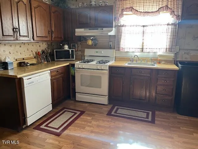 $130,000 | 221 5th Street Northwest, Coeburn, VA 24230